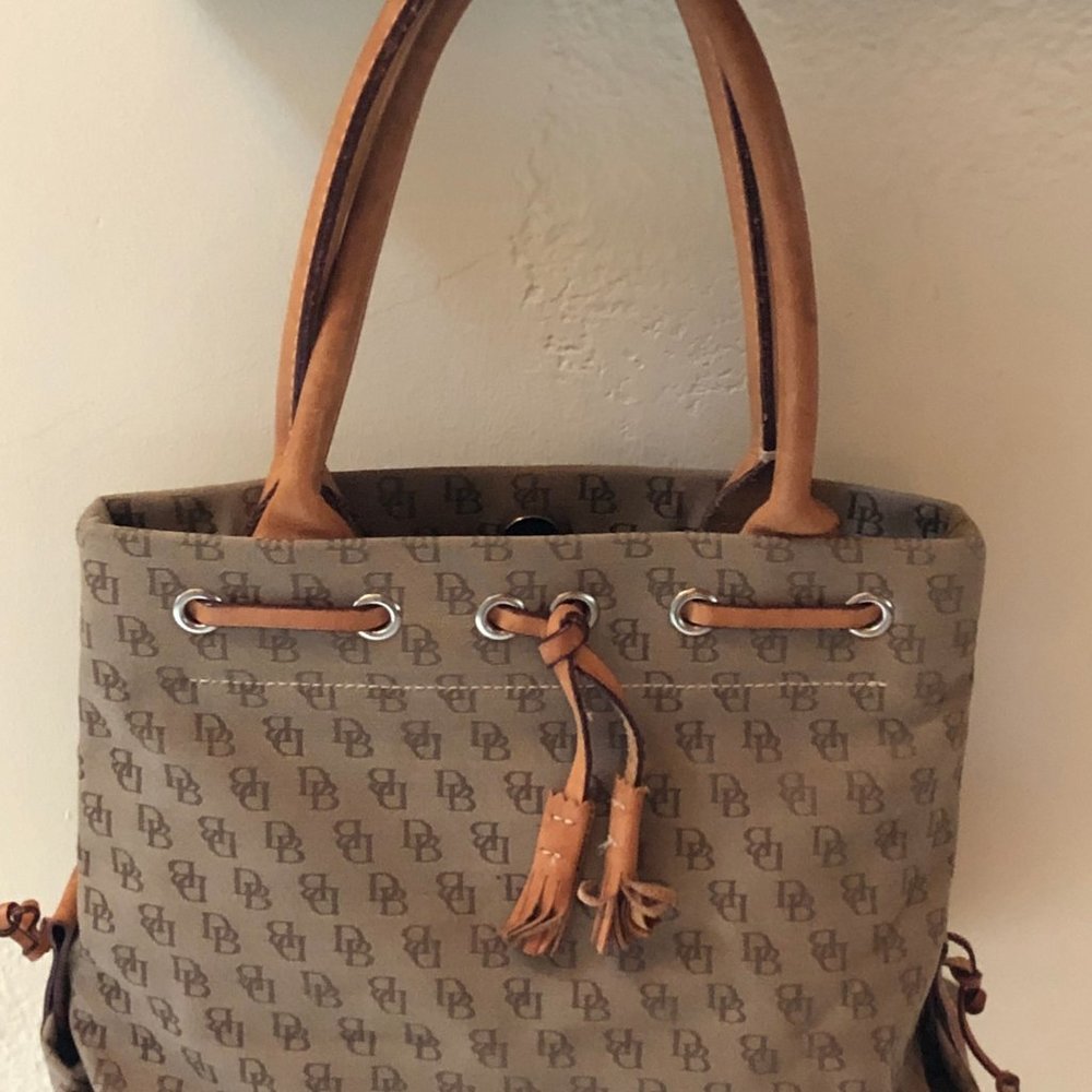 Vintage Dooney and Bourke Tulip Tassel Tote